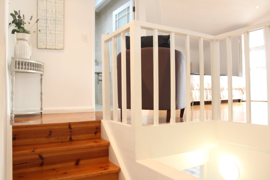 4 Bedroom Property for Sale in Simons Kloof Western Cape